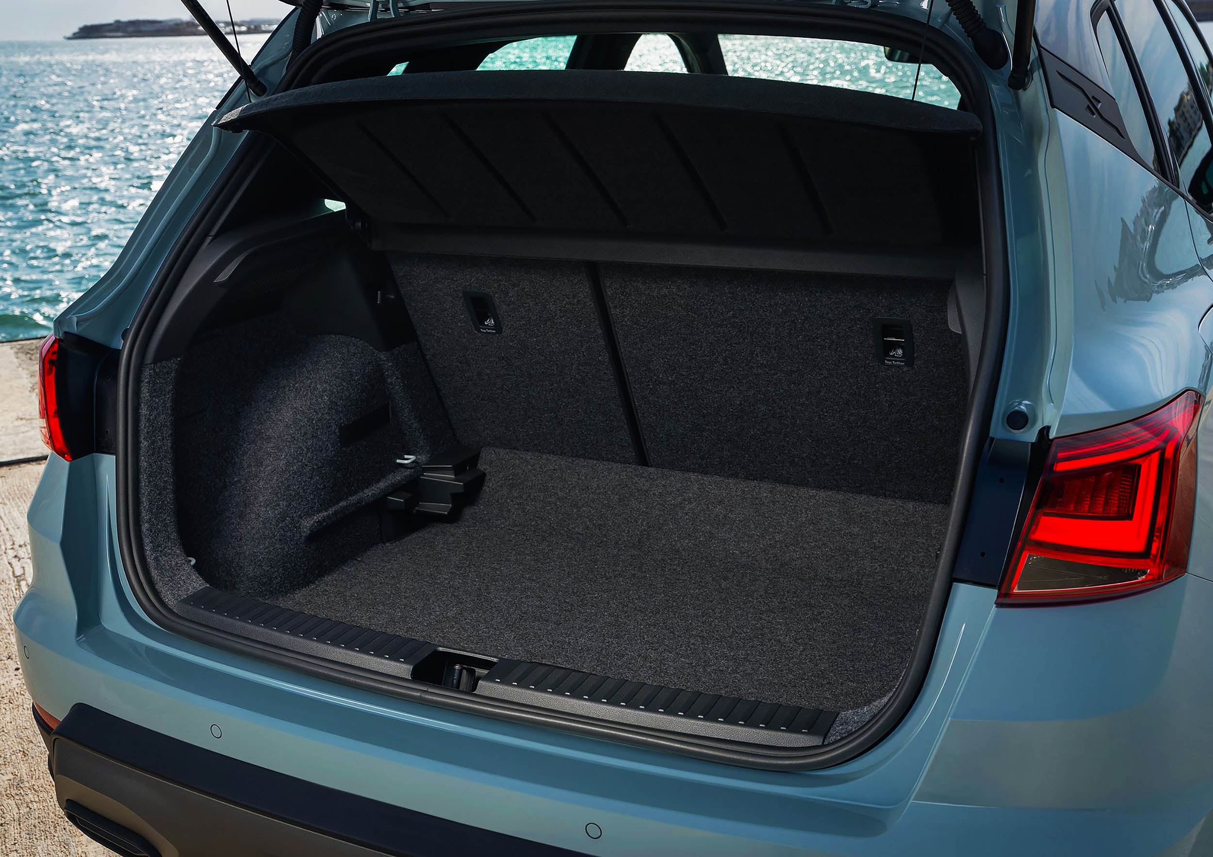 Seat Arona 2026 SUV Boot Trunk Volume Space Design